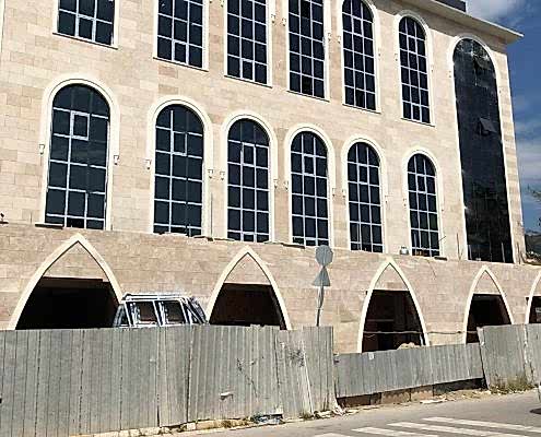 korfez-kampusu-dis-cephe-mermer-7